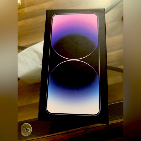 Unlocked smartphone new in box